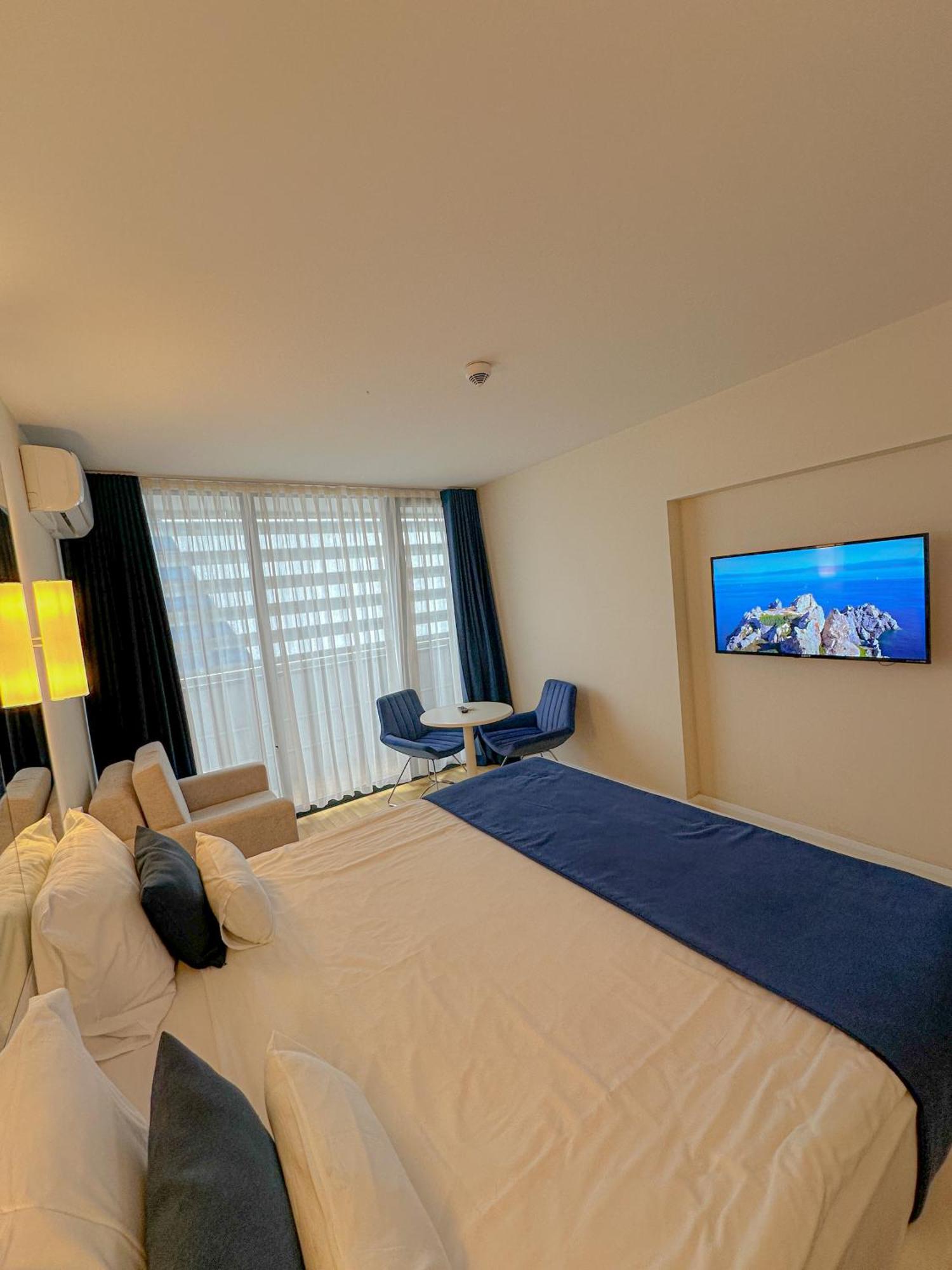 Batumi High View Hotel Екстериор снимка