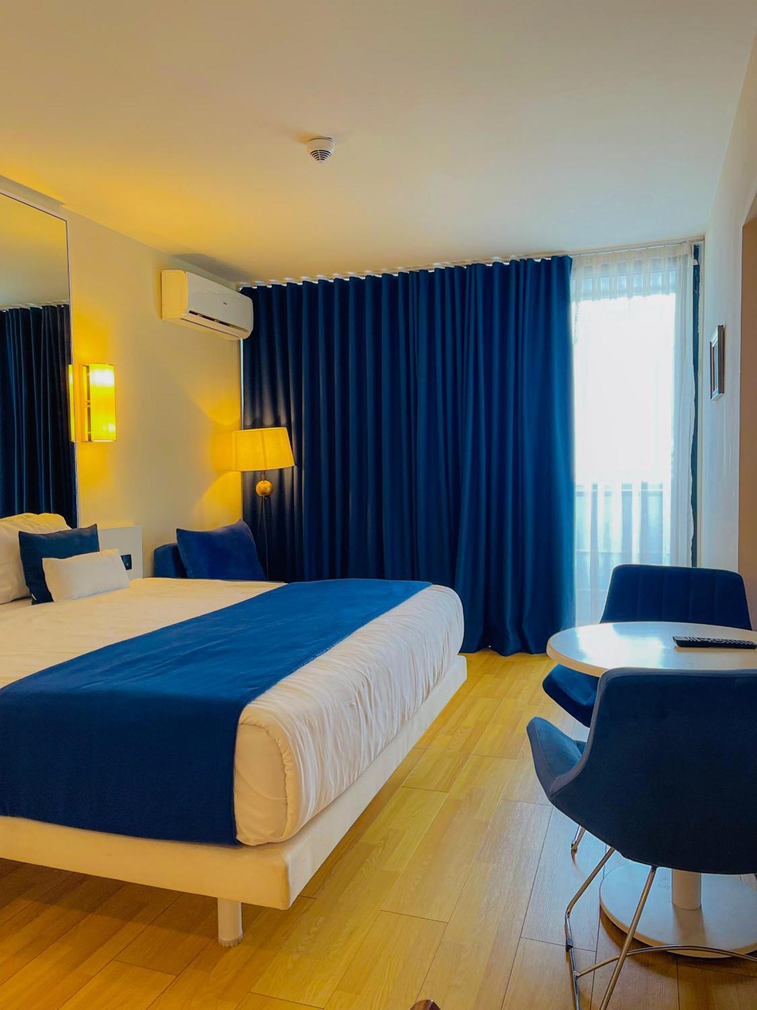 Batumi High View Hotel Екстериор снимка