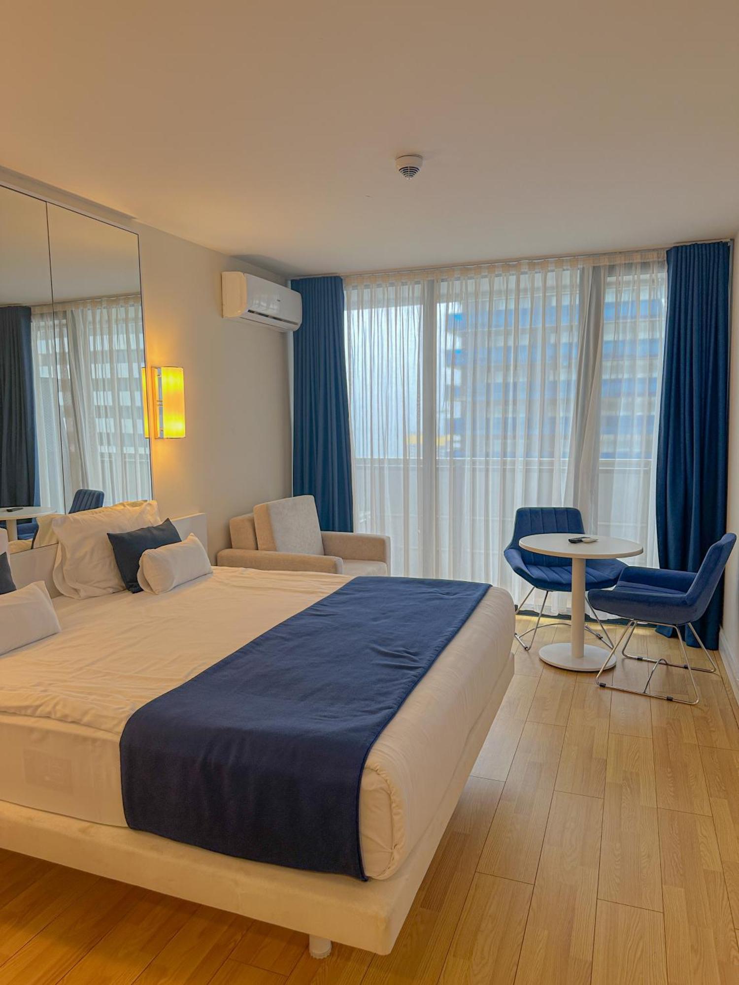 Batumi High View Hotel Екстериор снимка