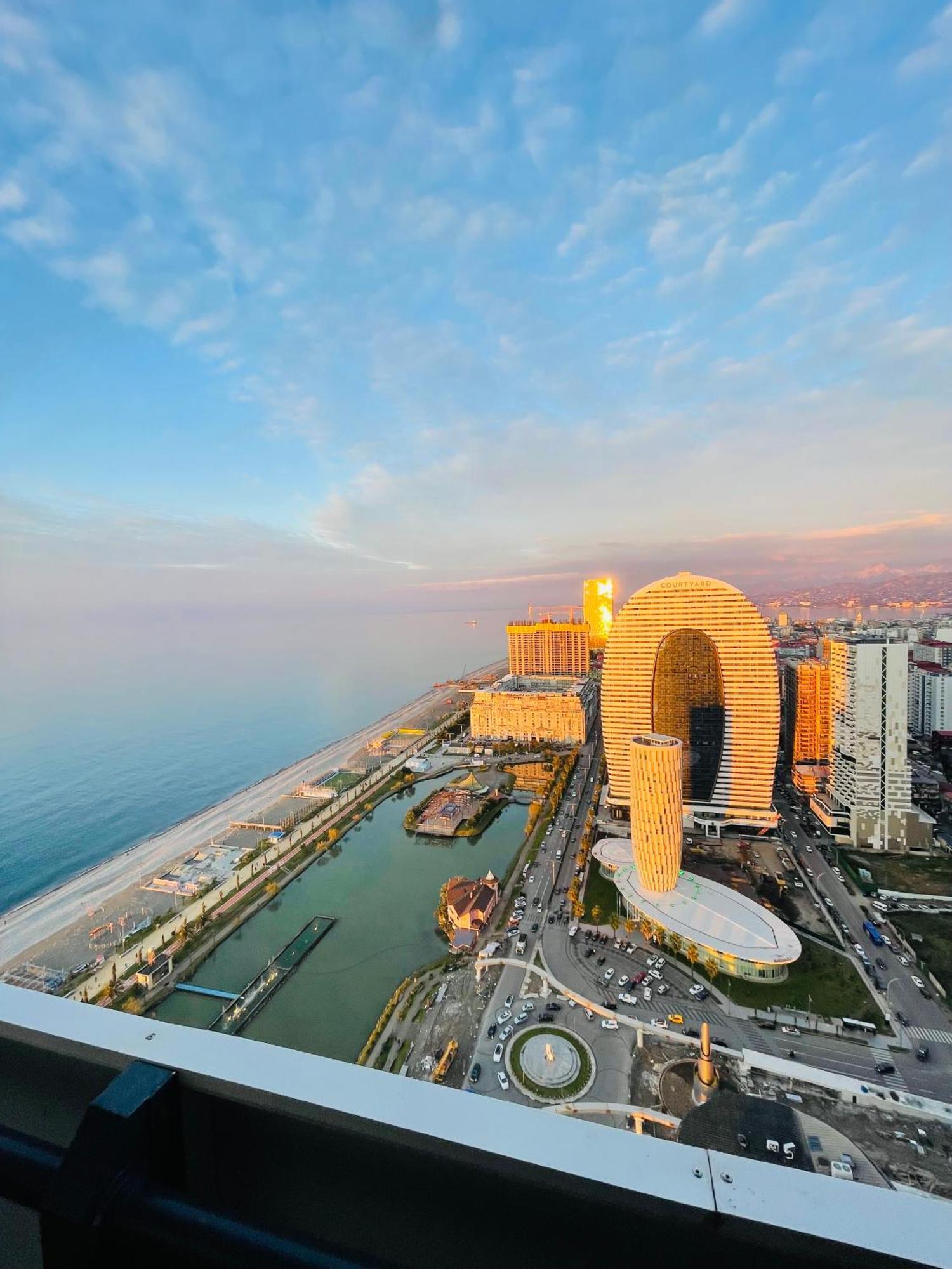 Batumi High View Hotel Екстериор снимка