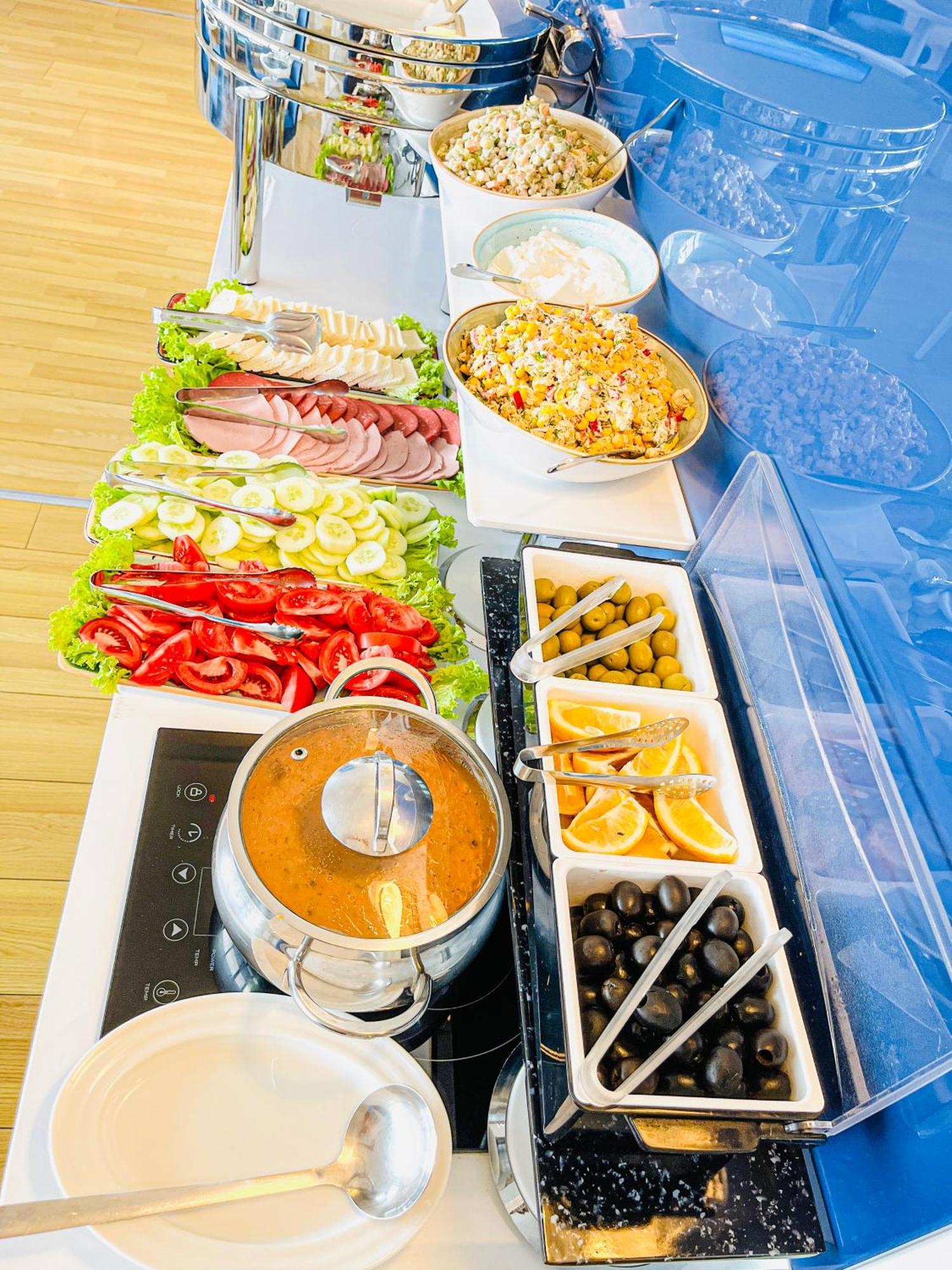 Batumi High View Hotel Екстериор снимка