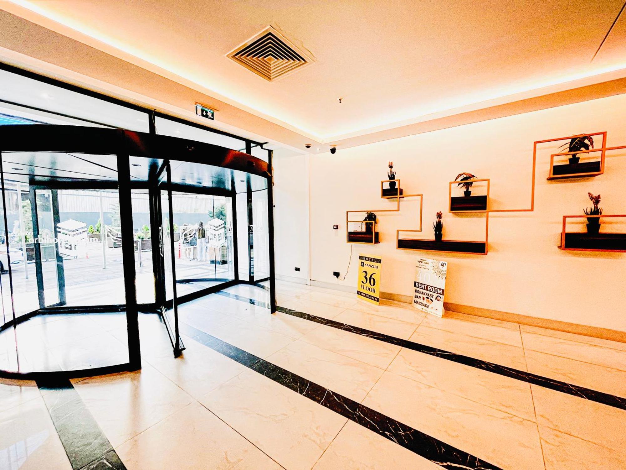 Batumi High View Hotel Екстериор снимка