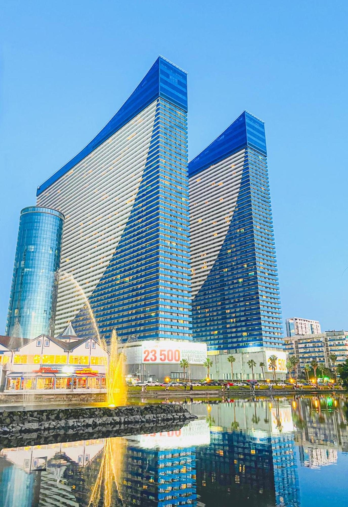 Batumi High View Hotel Екстериор снимка