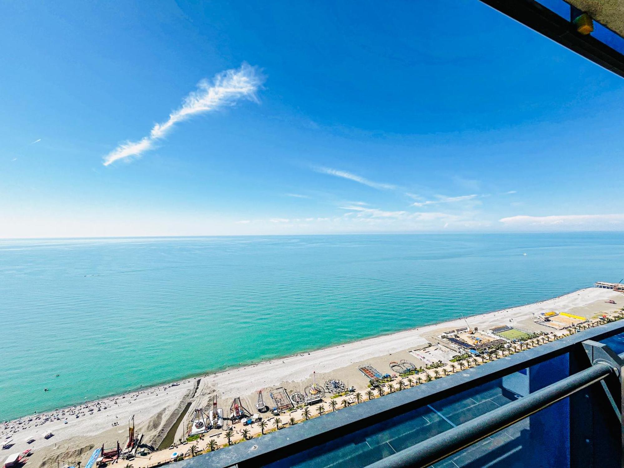 Batumi High View Hotel Екстериор снимка
